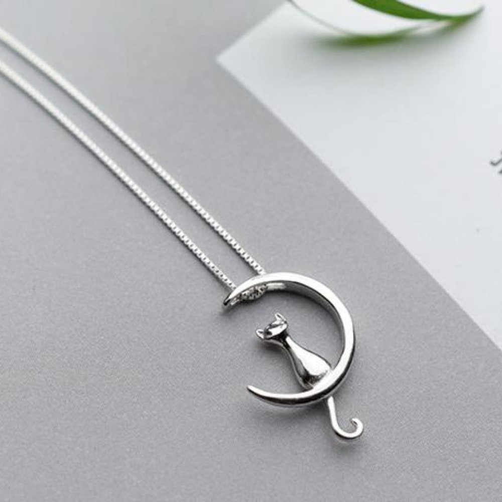 NEW 925 Sterling Silver Cat Moon Necklace - Picture 4 of 6